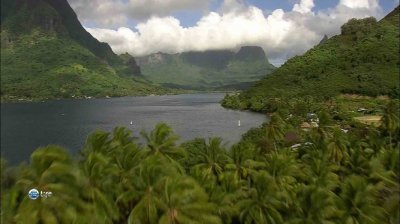     .  / Islands from the birds eyes view. Tahiti (2010) HDTV