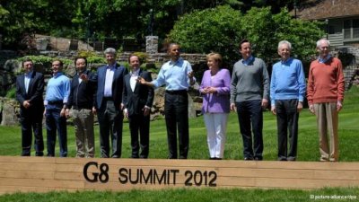  G8          .