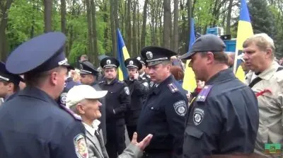 Провокации на 9 Мая 2015г. Харьков. Мемориал Славы (Лесопарк)