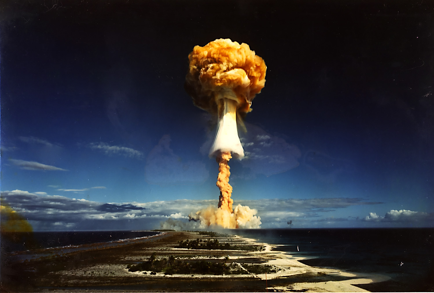 Cuantas bombas nucleares tiene españa