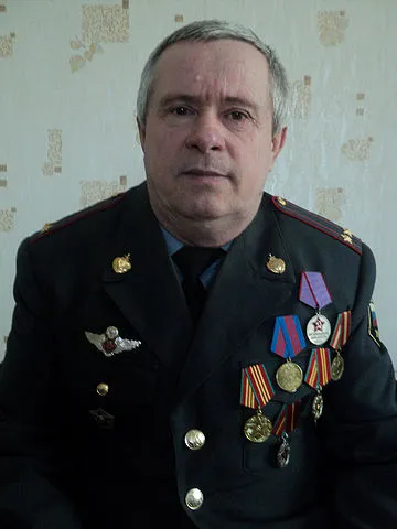 Подполковник Новосибирского МВД — сетевой педофил Подполковник Новосибирского МВД — сетевой педофил