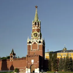Кремль сбрасывает маски Кремль сбрасывает маски