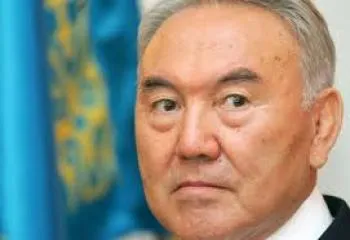 Назарбаев ОБОСРАЛСЯ и ввел в Жанаозене чрезвычайное положение и комендантский час