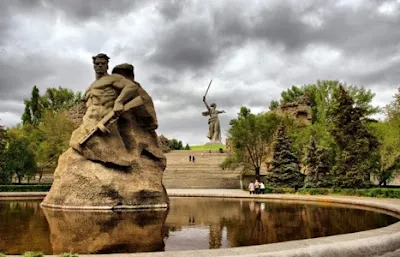 Мамаев Курган – мемориал Шивы и Дурги Мамаев Курган – мемориал Шивы и Дурги