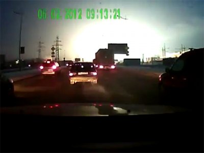 Петербург накрыло «ядерной» вспышкой Петербург накрыло «ядерной» вспышкой