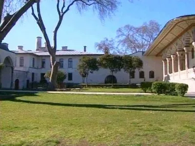 Музей дворца Топкапи / Topkapi Palace Museum (2010) DVDRip