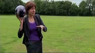 BBC: Какой длины верёвка? / ВВС: How long is a piece of string? (2011) SATRip