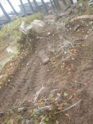 Уничтожение 12.10.2012 в г.Нелидово памятника героически павших бойцов Советской Армии