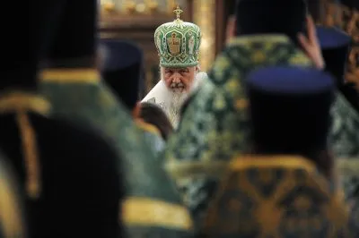Баллада о патриархе, золотой пыли и 13 стульях