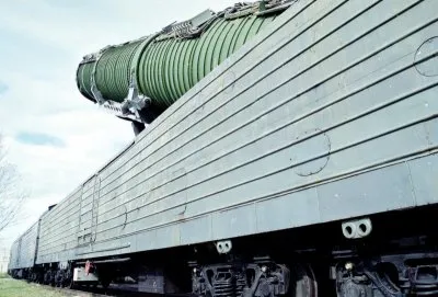 Ракетные поезда, которые уничтожил враг-масон Путин