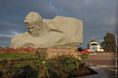 О рейтинге самых некрасивых памятников