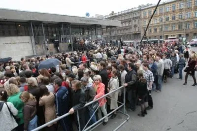 Не перевелись в Питере мужчины
