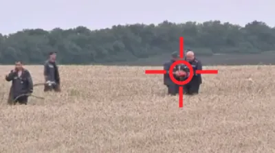 Фальшивое крушение МН17. Актеры нашли черный ящик. Какой же лажей цех пытается стравить русский мир!)))