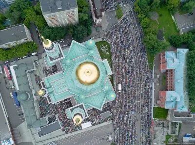 На Ураза-байрам в Москве вышли более 250 тысяч мусульман