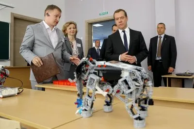 LEGO-Слонопотам для Медведева или где деньги, Зин?