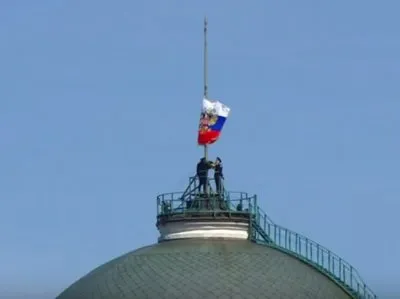 Намёк небес: На инаугурации Путина не поднялся штандарт президента