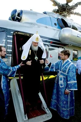 ТОП-5 случаев, когда вы оплачиваете роскошную жизнь патриарха Гундяева