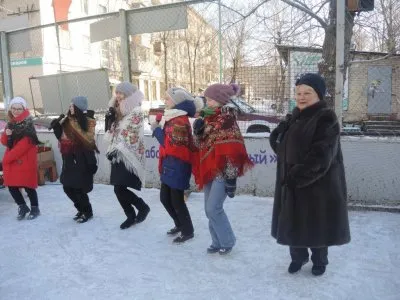 СОЛНЕЧНЫЕ КОЛЯДКИ И ЗАДУШЕВНЫЕ СВЯТКИ