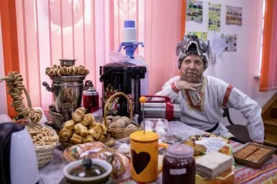 ВЕСЕЛЫЙ ВИХРЬ С СЕРДЕЧНЫМ БРАТАНИЕМ