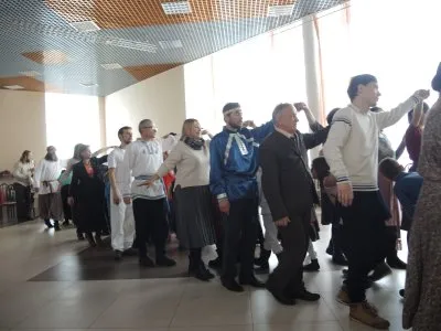 СИЛУ РОДА ПРИНИМАЛИ, ЯРЫМ СОЛНЫШКОМ СИЯЛИ